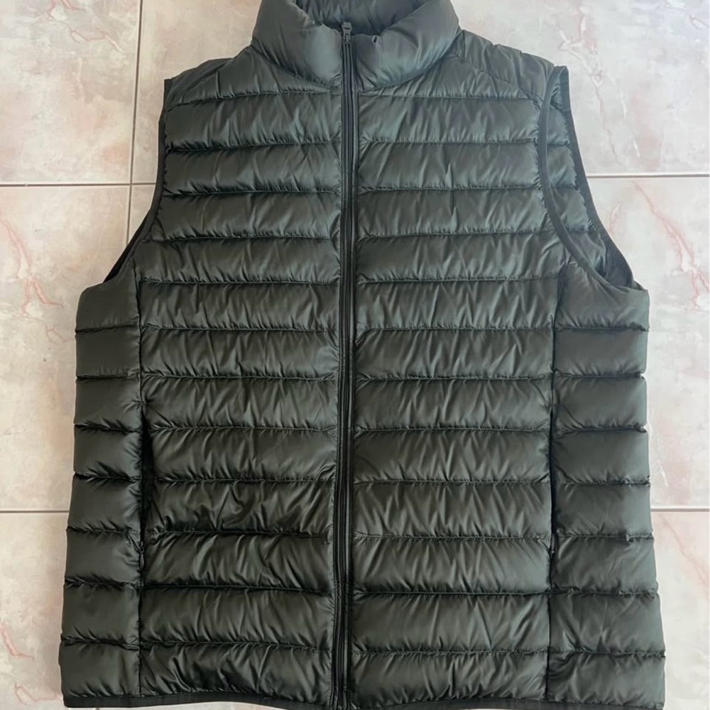 Uniqlo Ultra Light Down Vest